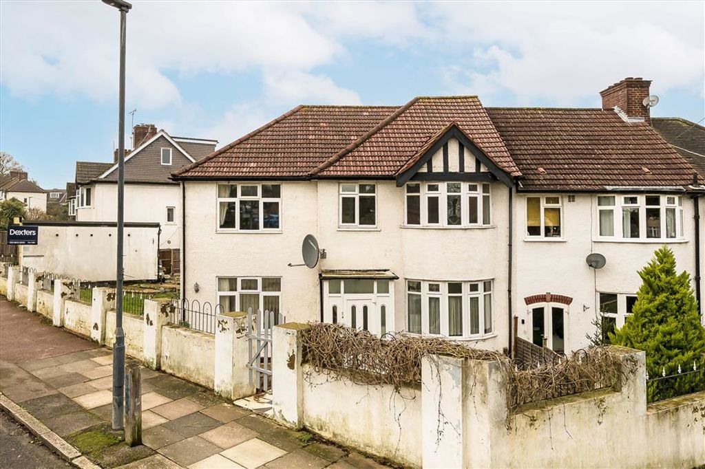 Property photo 1 of 11