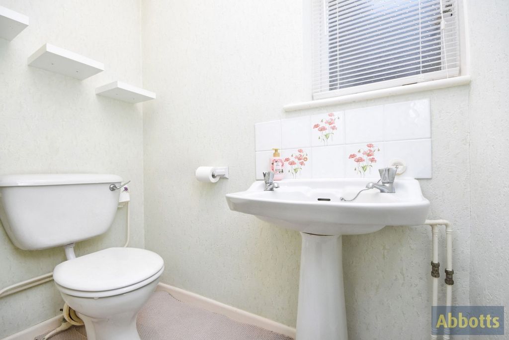 Property photo 3 of 26 Pbox-Img.Jpg
