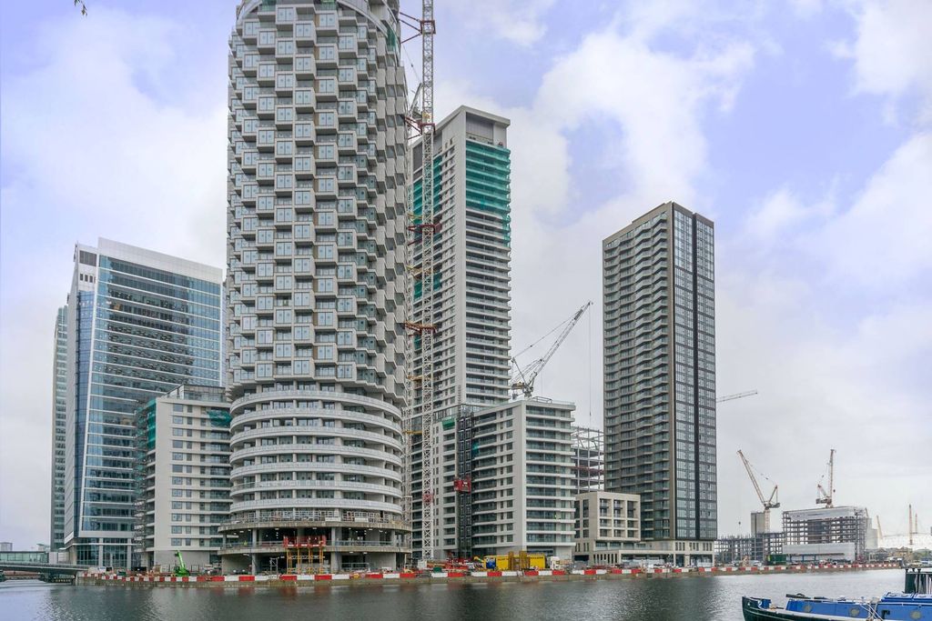 Property photo 3 of 4