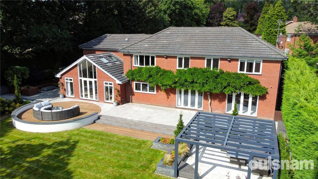 Property photo 1 of 42 Picture No. 05