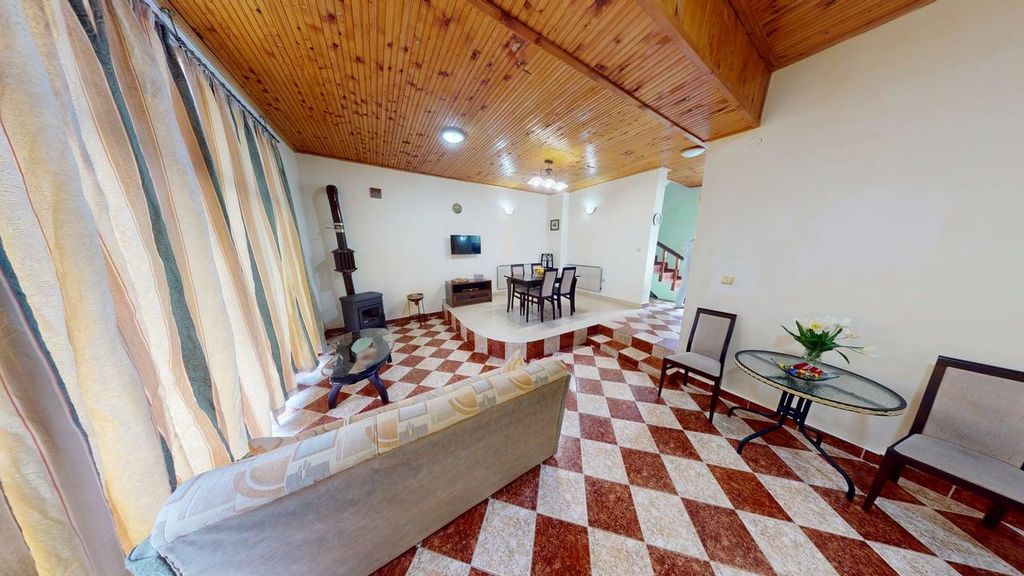Property photo 1 of 26