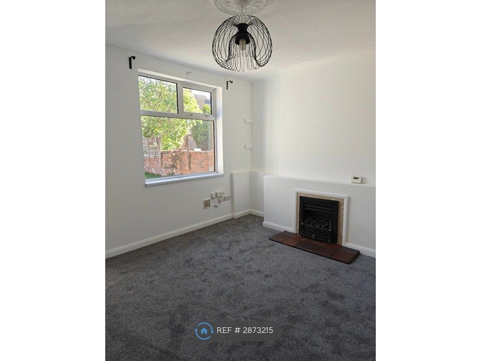 Property photo 3 of 26 Dining Room