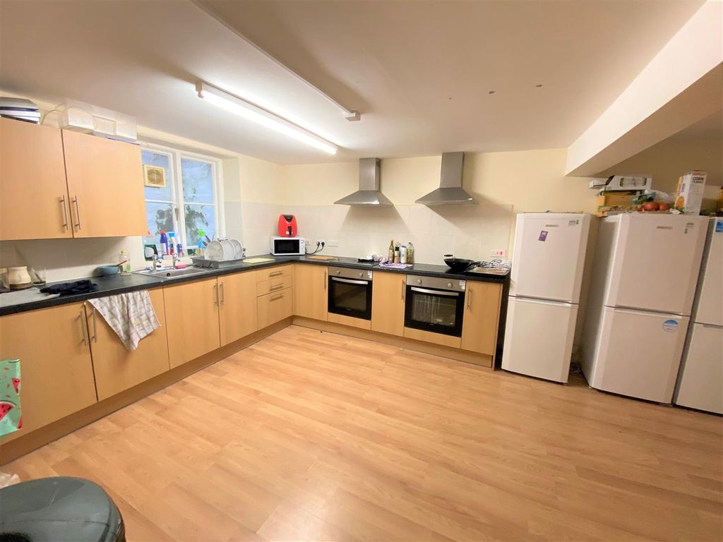 Property photo 2 of 8 267 K1.Jpg