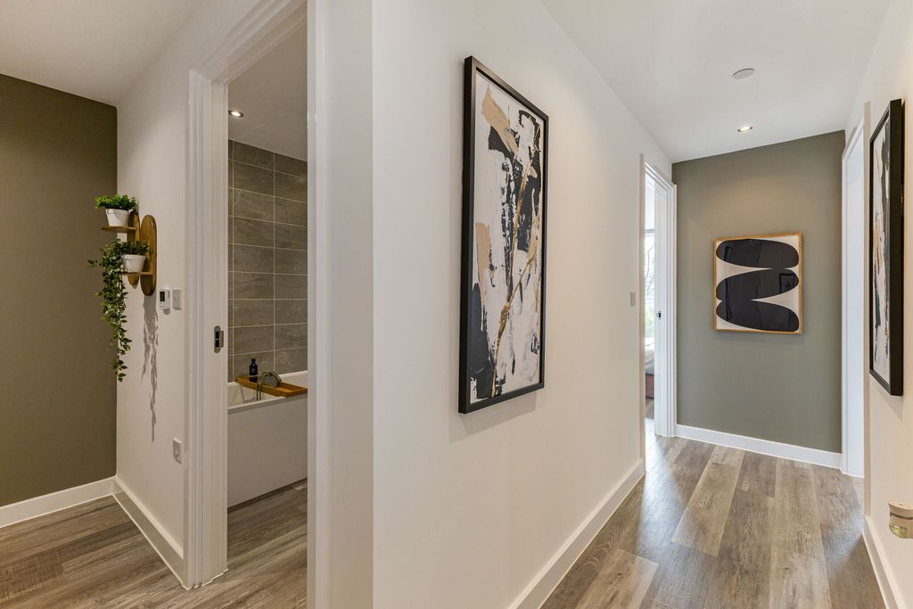 Additional image 5 of 2 bed flat for saleLinkwood Green, Hatfield AL10