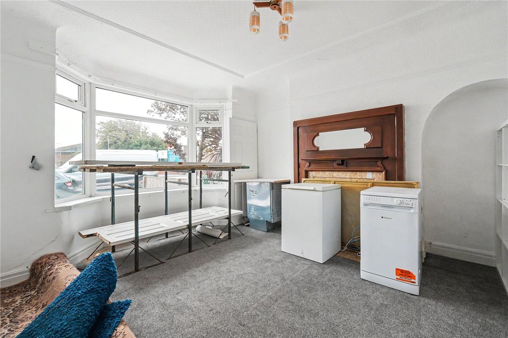 Property photo 2 of 12 Picture No. 02