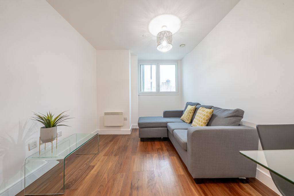 Property photo 2 of 13 Avery 100003