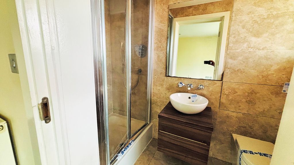 Additional image 9 of 2 bed flat for saleAtlantic House, 1 Ayton Drive, Portland, Dorset DT5