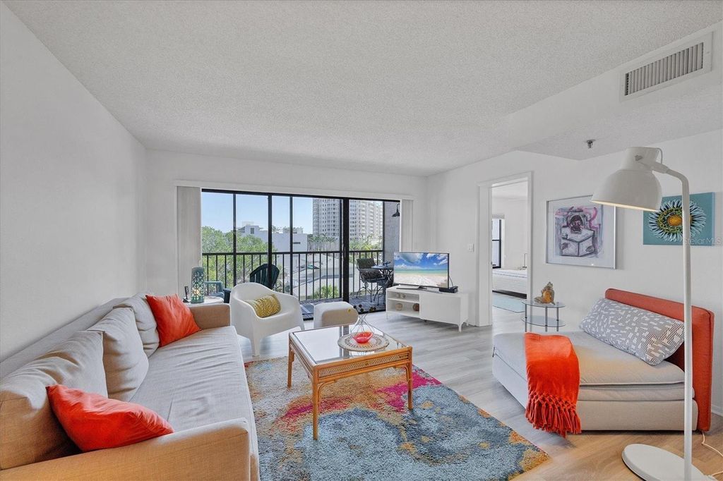 Property photo 3 of 19 <Alttext/>