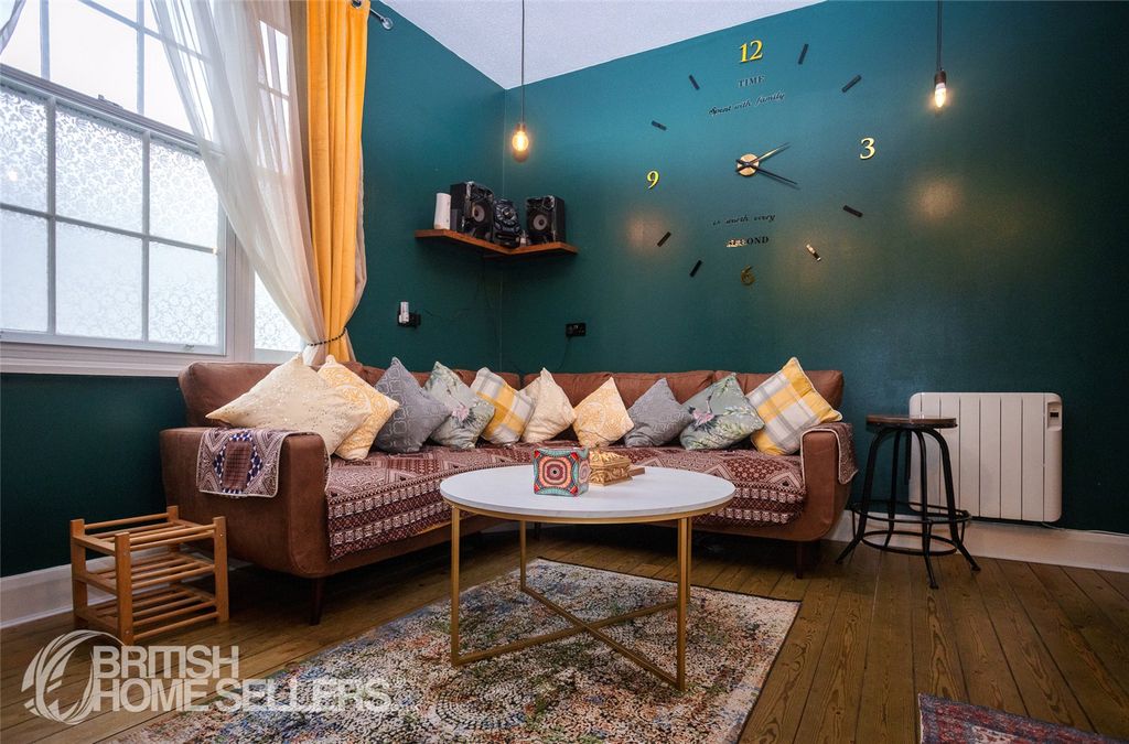 Property photo 2 of 18 Picture No. 18