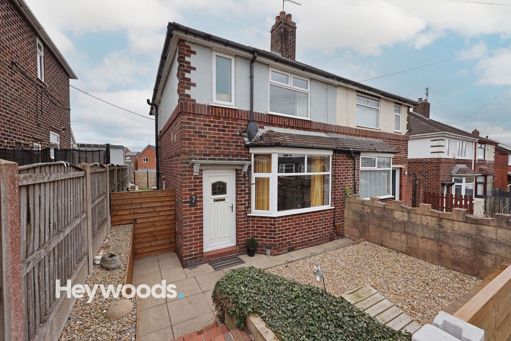 Property photo 1 of 33