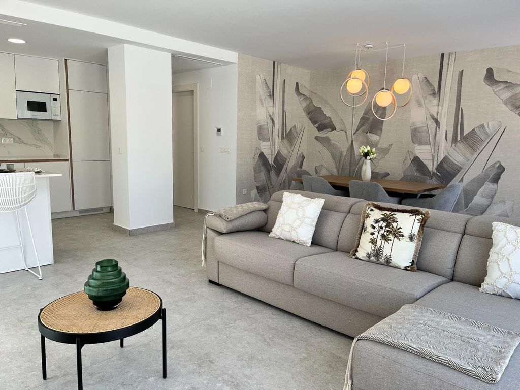 Property photo 1 of 34