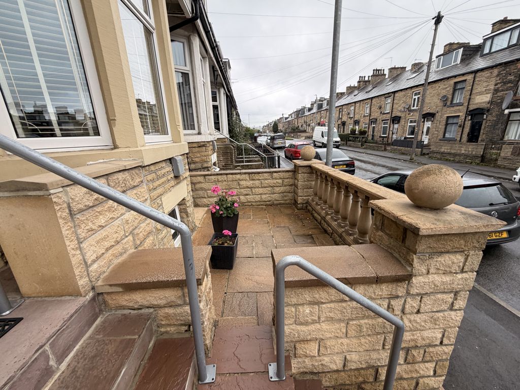 Property photo 3 of 29