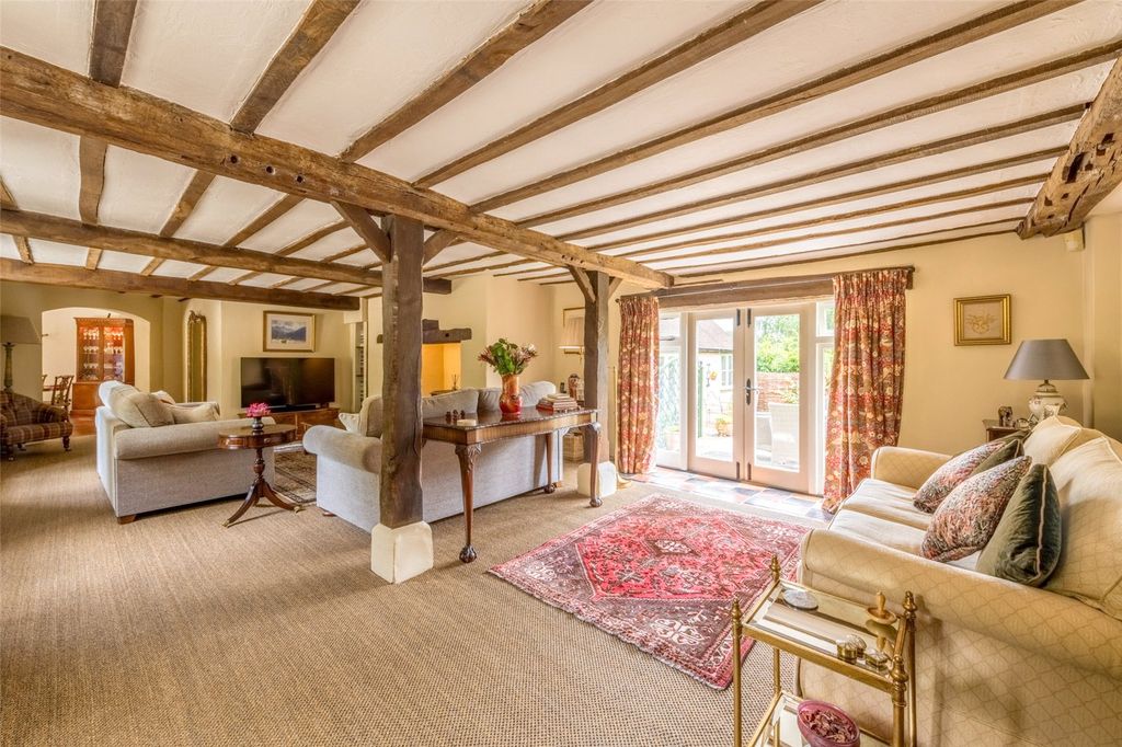 Property photo 2 of 27 Drawing Room