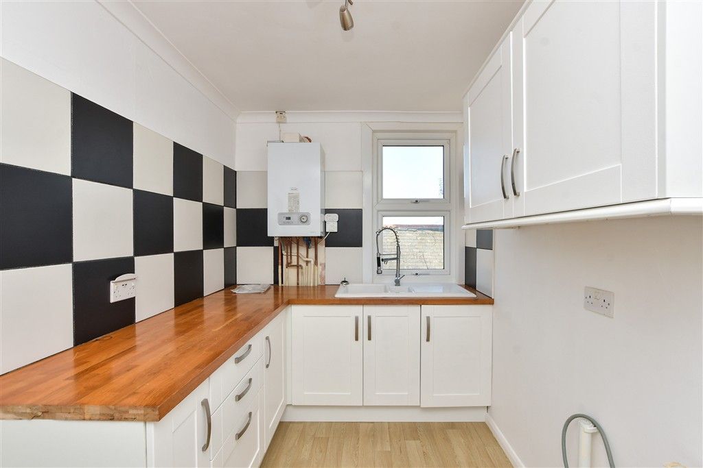 Property photo 1 of 12 Kitchen