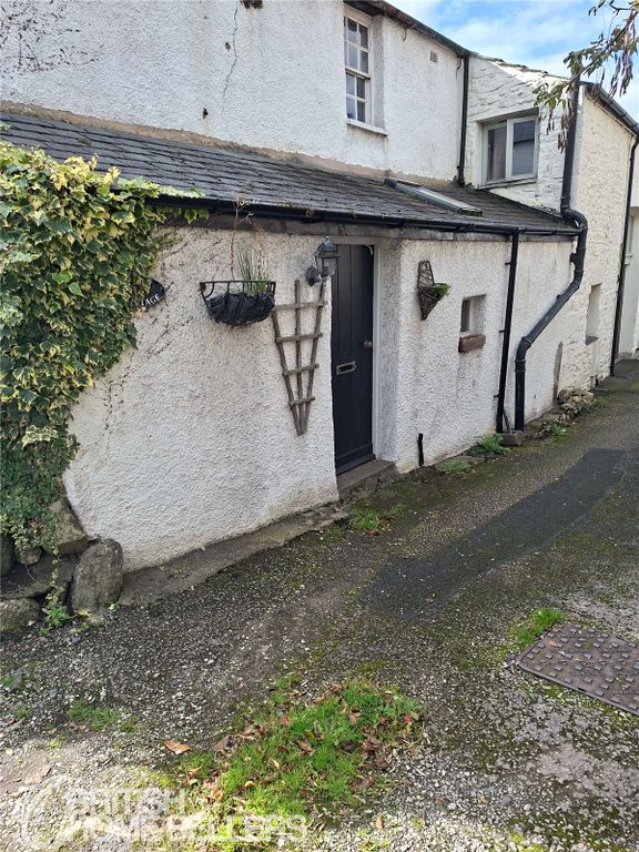 Property photo 2 of 17 Picture No. 13