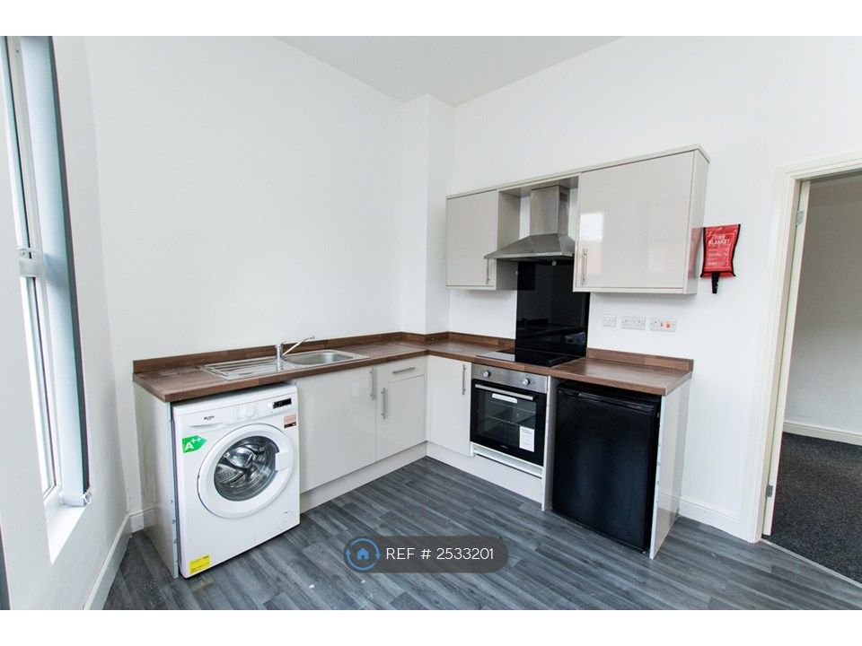 Property photo 3 of 8