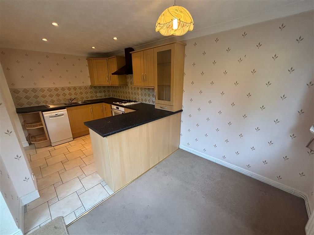 Property photo 3 of 12 Image