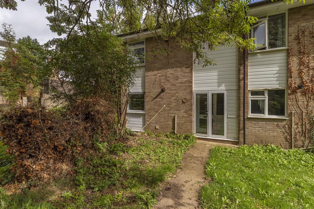 Property photo 1 of 17 12 Otham Close, Canterbury-30 Copy.Jpg