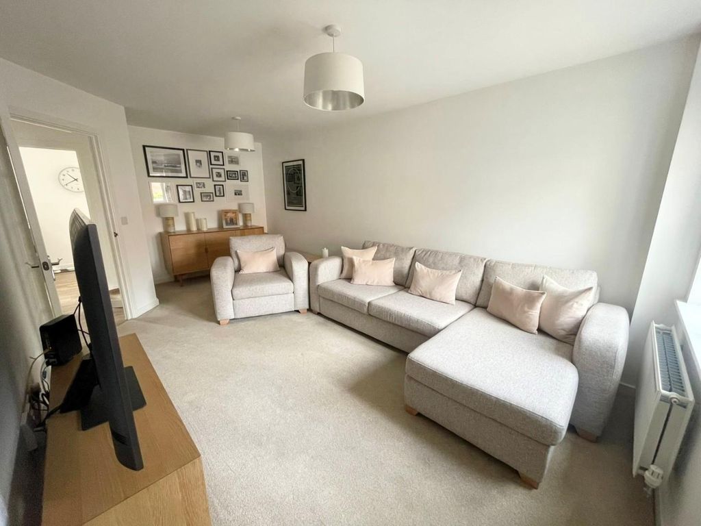 Property photo 2 of 21 4.Jpg
