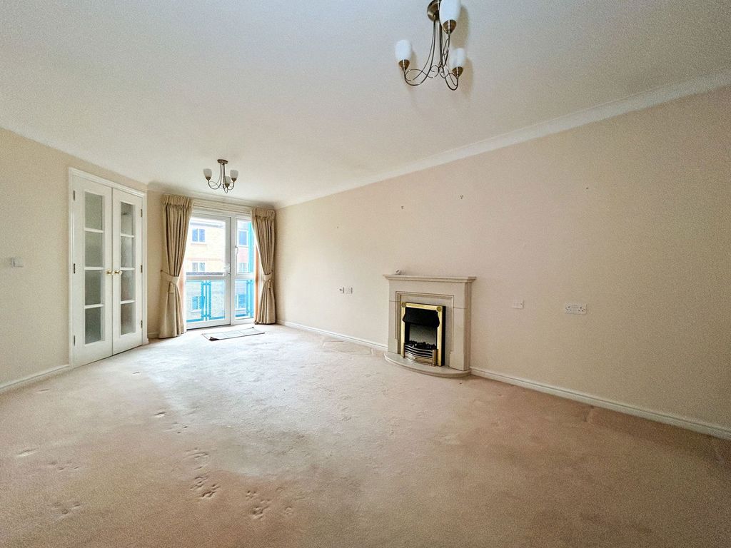 Property photo 2 of 11
