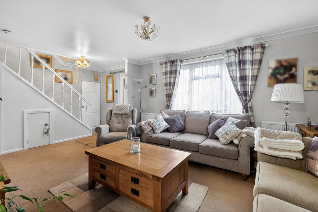 Property photo 3 of 19