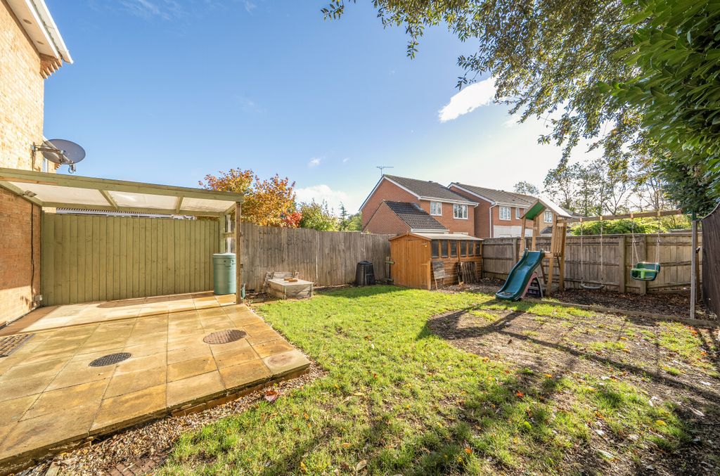 Property photo 3 of 13 15294134