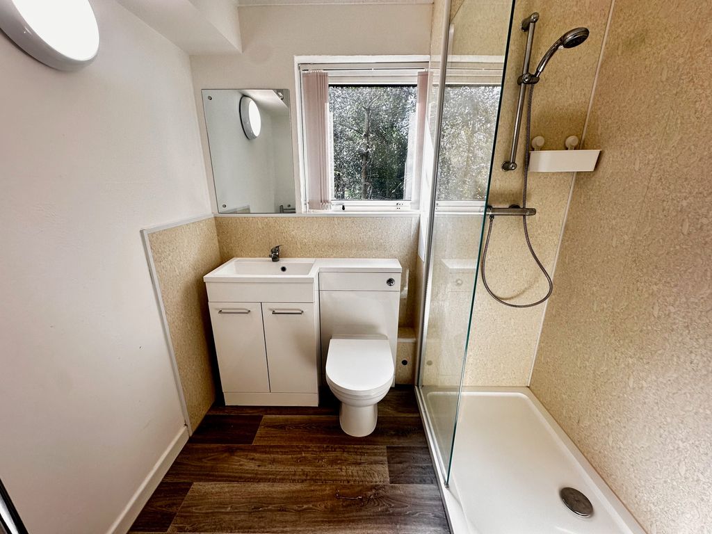 Property photo 2 of 14 Image