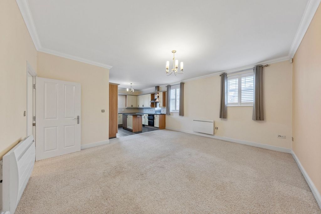 Property photo 3 of 26