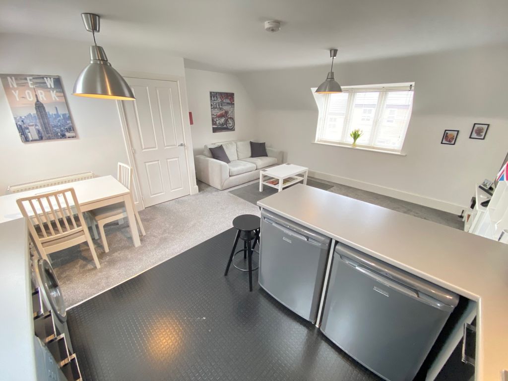 Property photo 2 of 7 Lounge/Kitchen/Diner Aspect 2