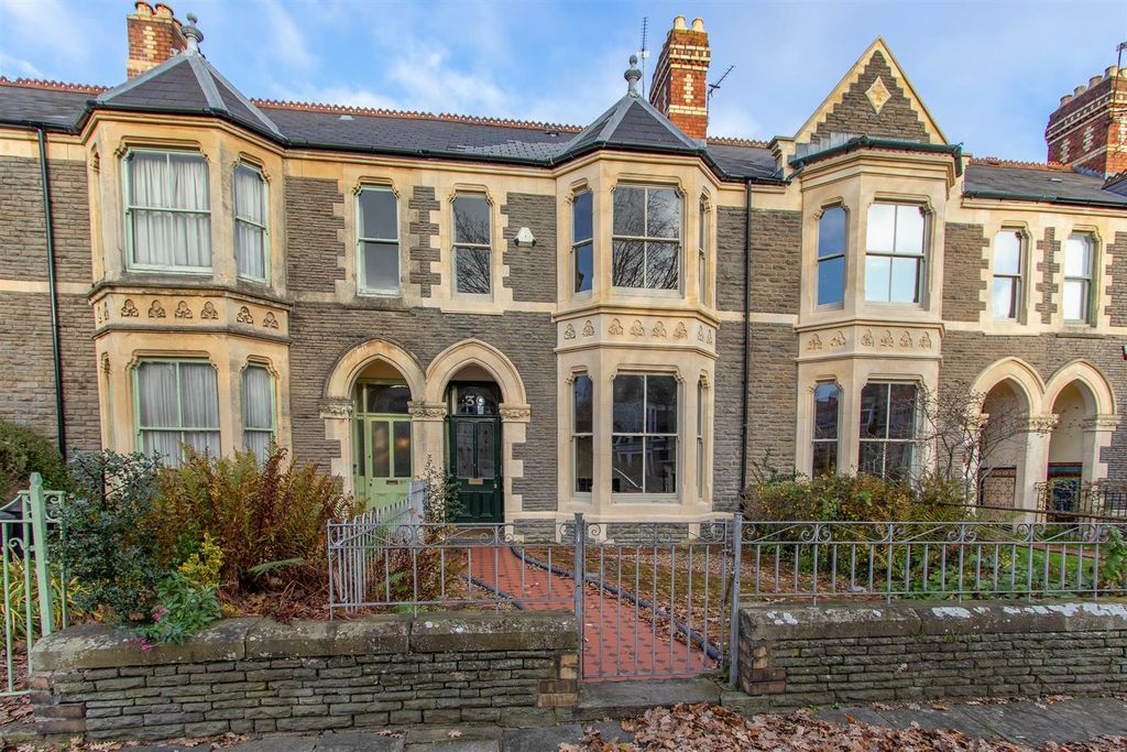 Property photo 1 of 16 Plasturton Avenue 30-25.Jpg