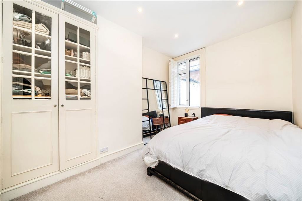 Property photo 3 of 5