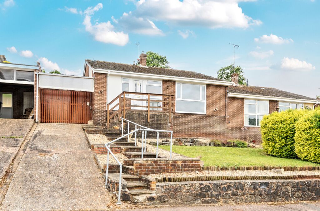 Property photo 1 of 16 1304198-16-683F3E...