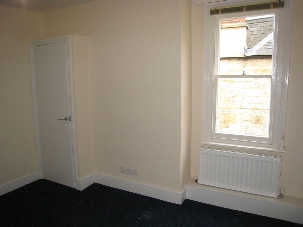 Property photo 2 of 3