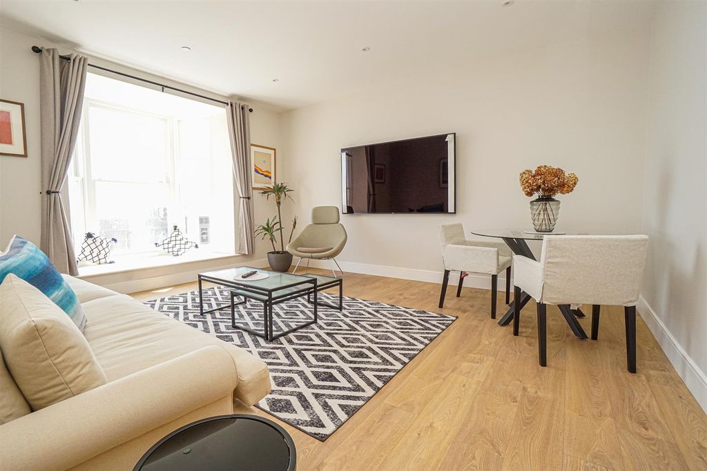 Additional image 4 of 2 bed flat for saleWhite Rock, Hastings TN34