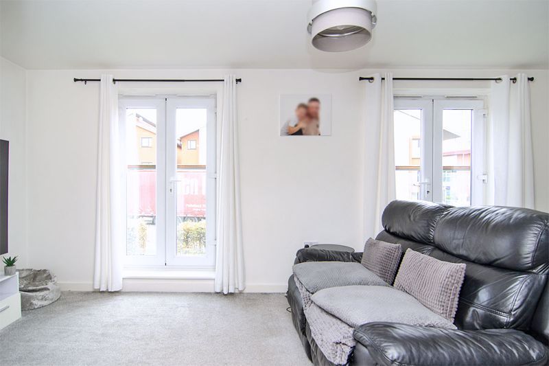 Property photo 2 of 11 Photo 5