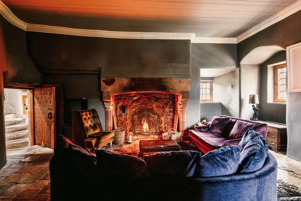 Property photo 2 of 24 331027 - Living2.Jpg