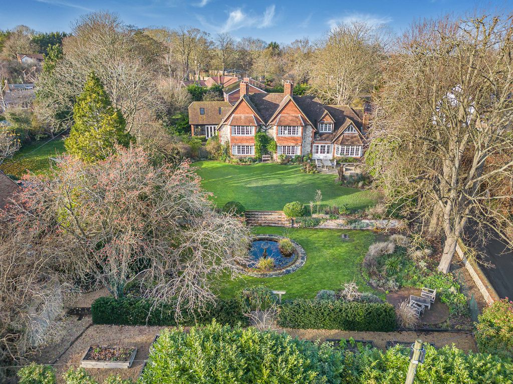 Property photo 2 of 49