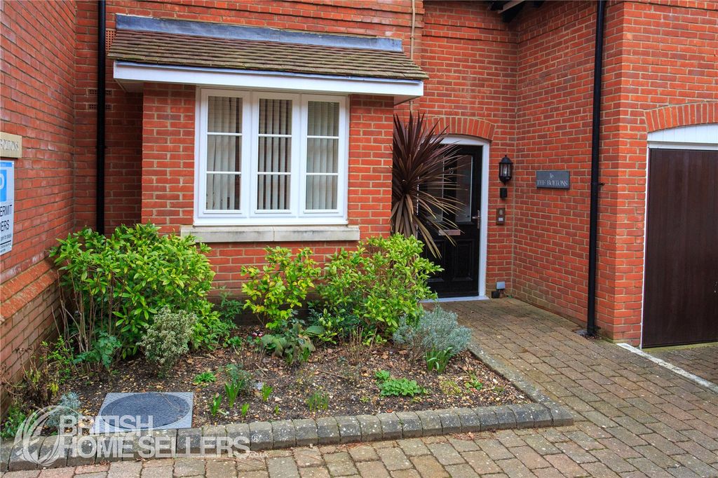 Property photo 2 of 18 Picture No. 10