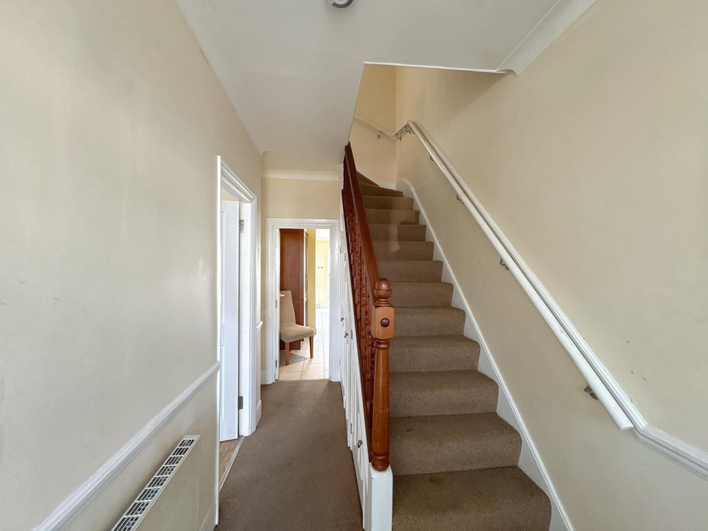 Property photo 2 of 21 Gallery