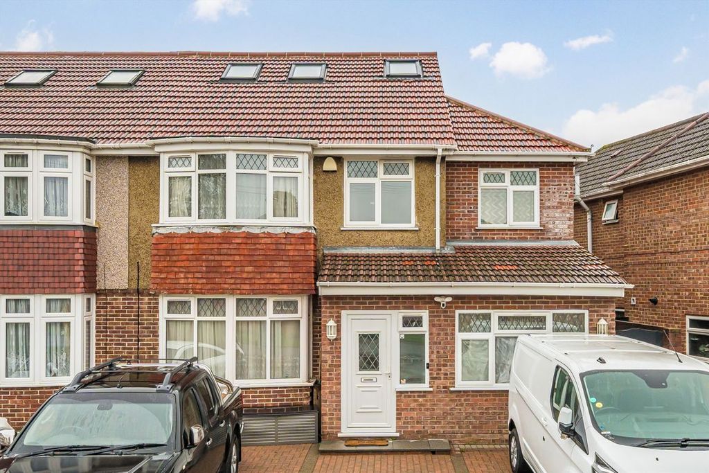 Property photo 1 of 6