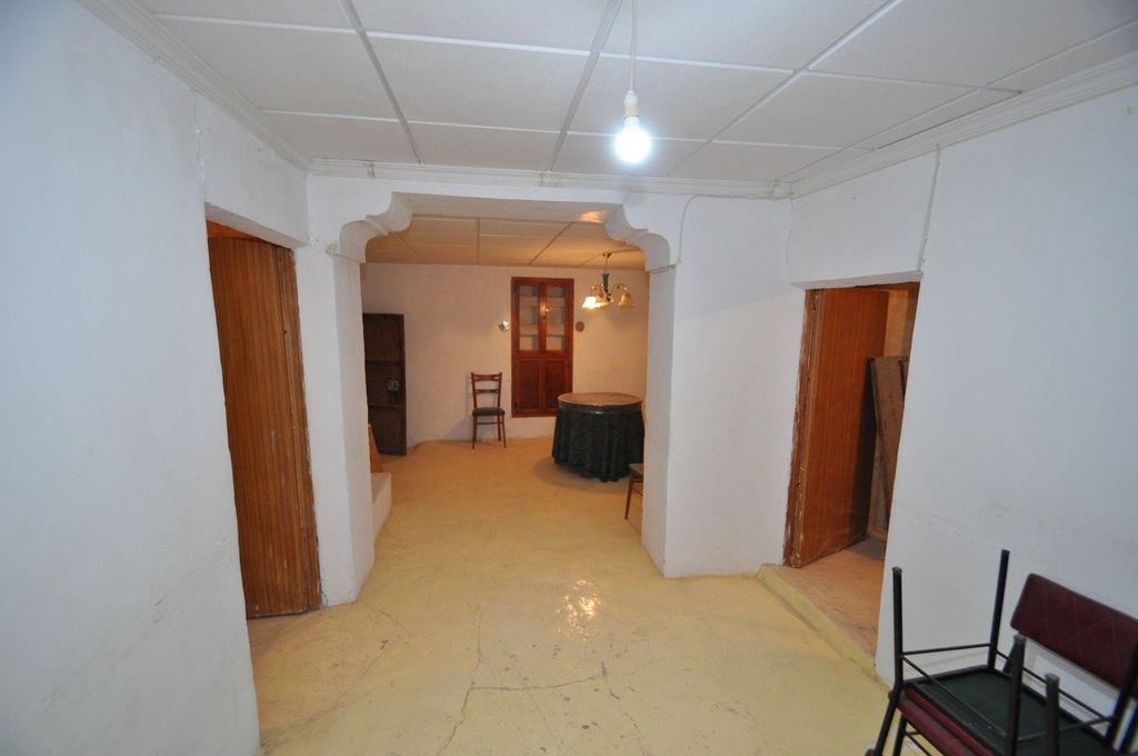 Property photo 3 of 20