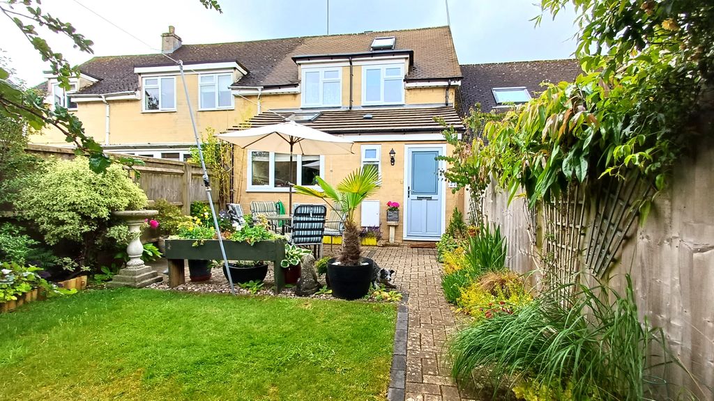 Property photo 1 of 21