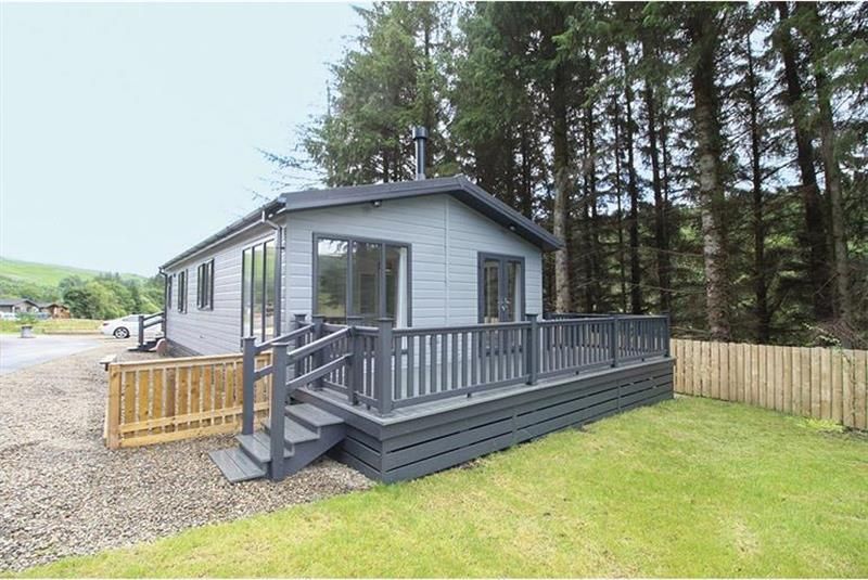 Property photo 1 of 5 Prestige Burleigh