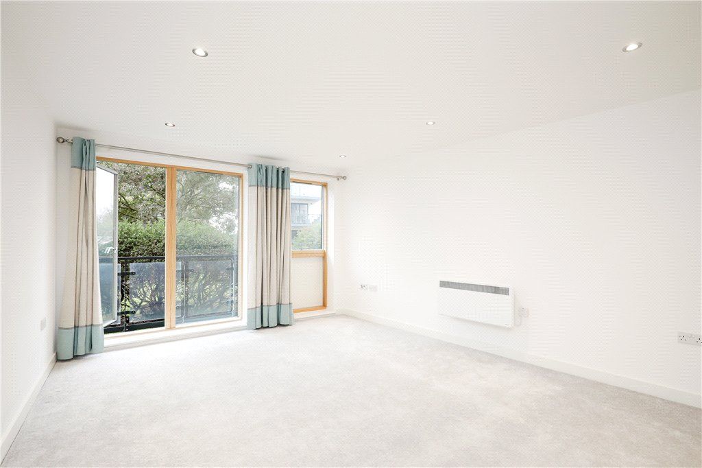 Property photo 3 of 11 Picture No. 06