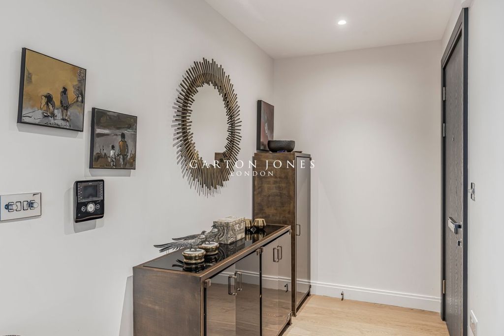 Additional image 27 of 3 bed flat for saleValetta House, 366 Queenstown Road, London SW11