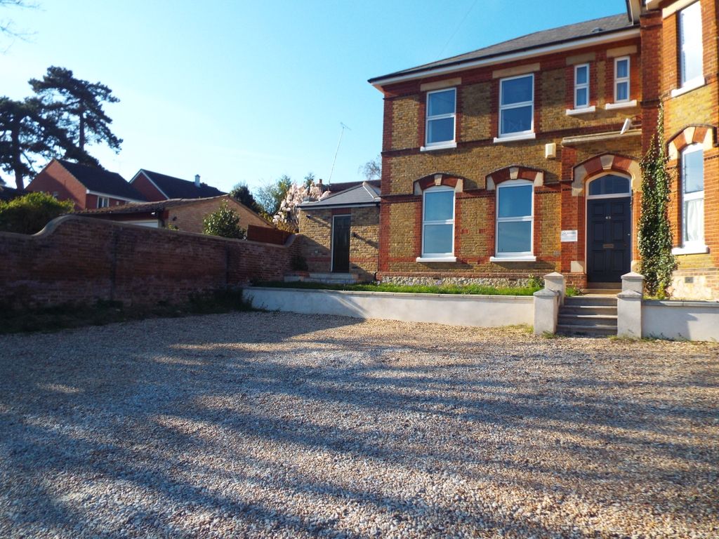 Property photo 1 of 5 External