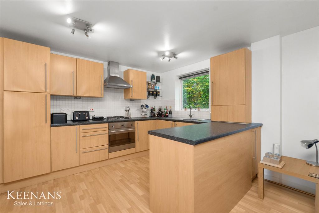 Property photo 3 of 15 3.Jpg