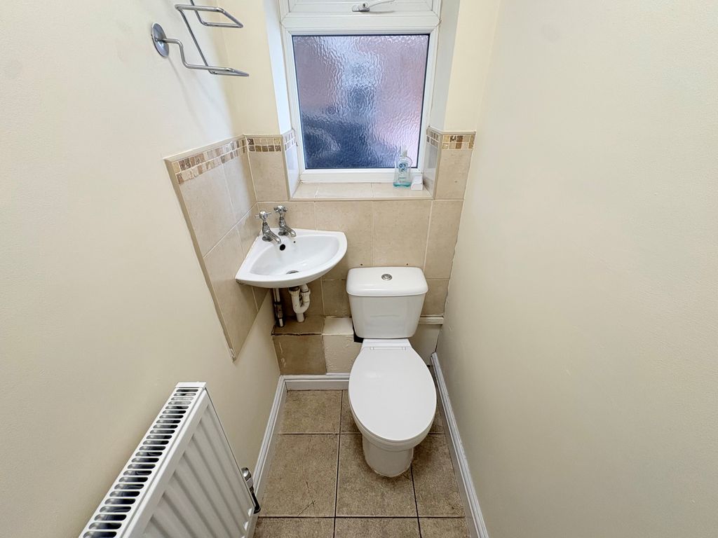 Property photo 3 of 15