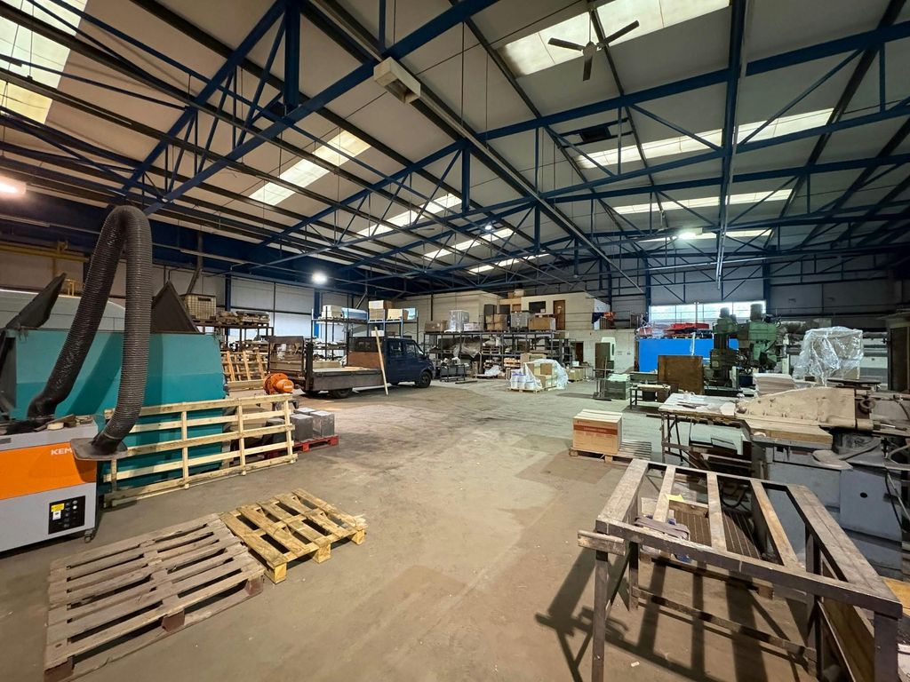 Property photo 2 of 3 Page 21.Jpg