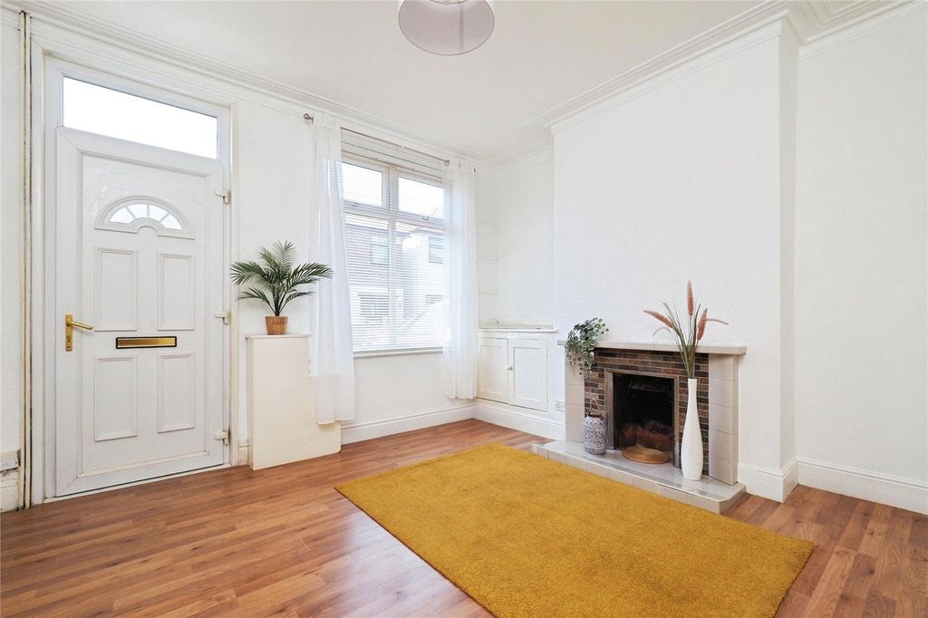 Property photo 3 of 17 Picture No. 26